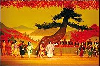 紅葉狩りの一場面